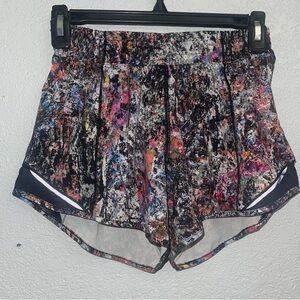 Lululemon  Colorful Women's Athletic Shorts size 4 EUC